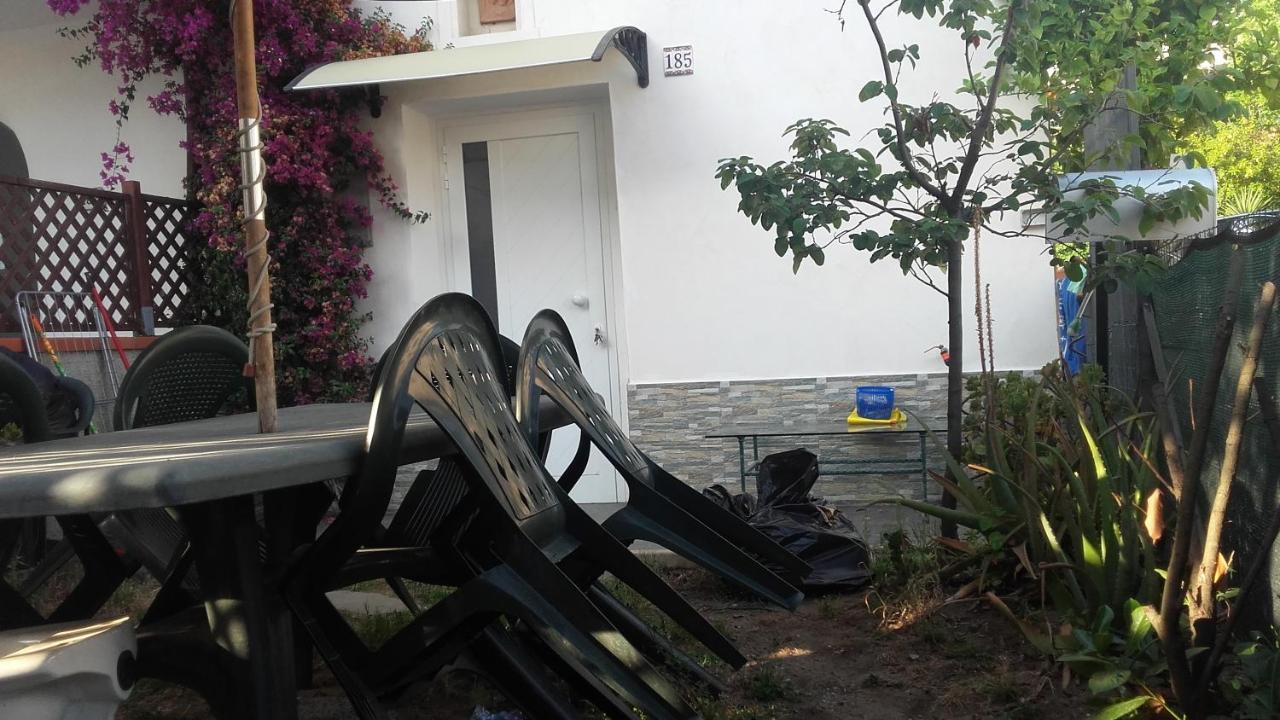 Rainbow House With Garden Villa Viareggio Exterior foto